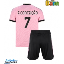 Juventus Francisco Conceicao #7 Bortedraktsett Barn 2026-27 Kortermet (+ Korte bukser)